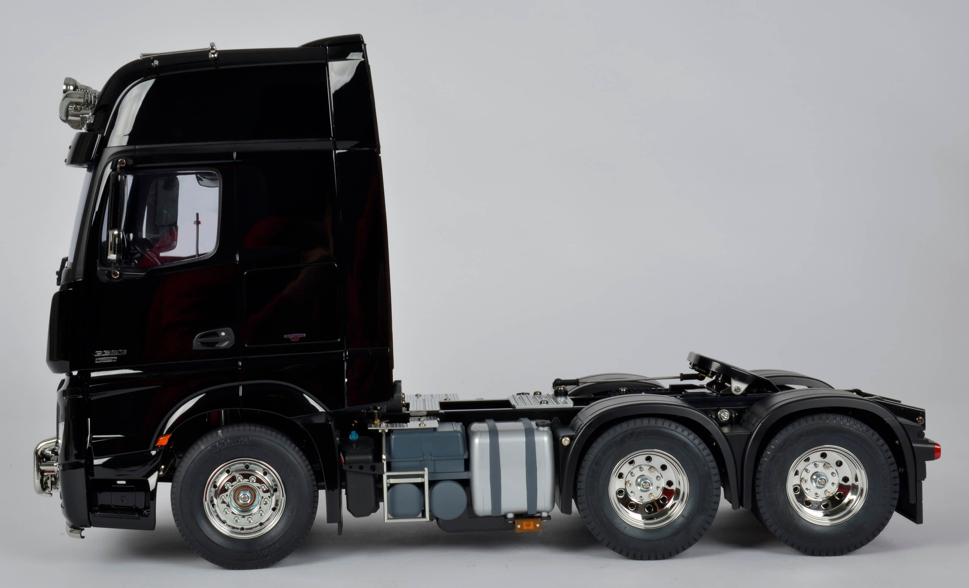 Tamiya Mercedes Benz ACTROS 3363 Gigaspace 6x4, Bausatz