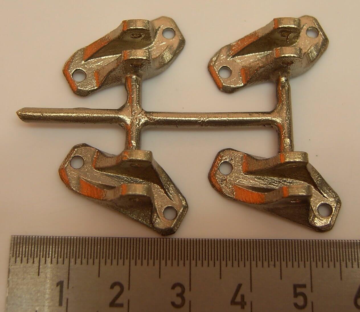 Dreieckslenker-Aufnahme 4 Stück (2 Paar) hochfester Dreieckslenker-Aufnahme 4 Stück (2 Paar) hochfester