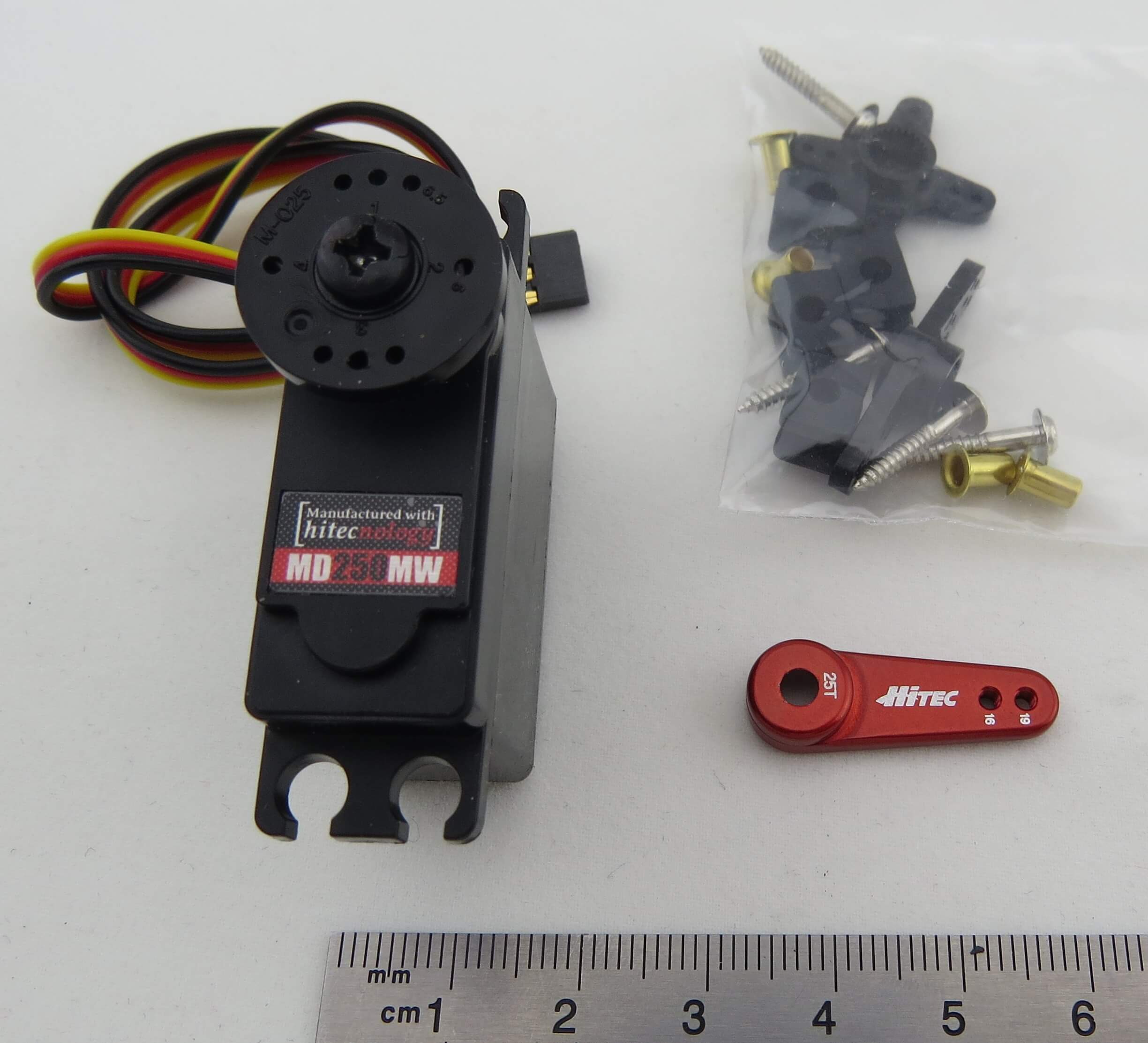 Servo MD250MW (Hitec). Digitales 15mm-Servo                 