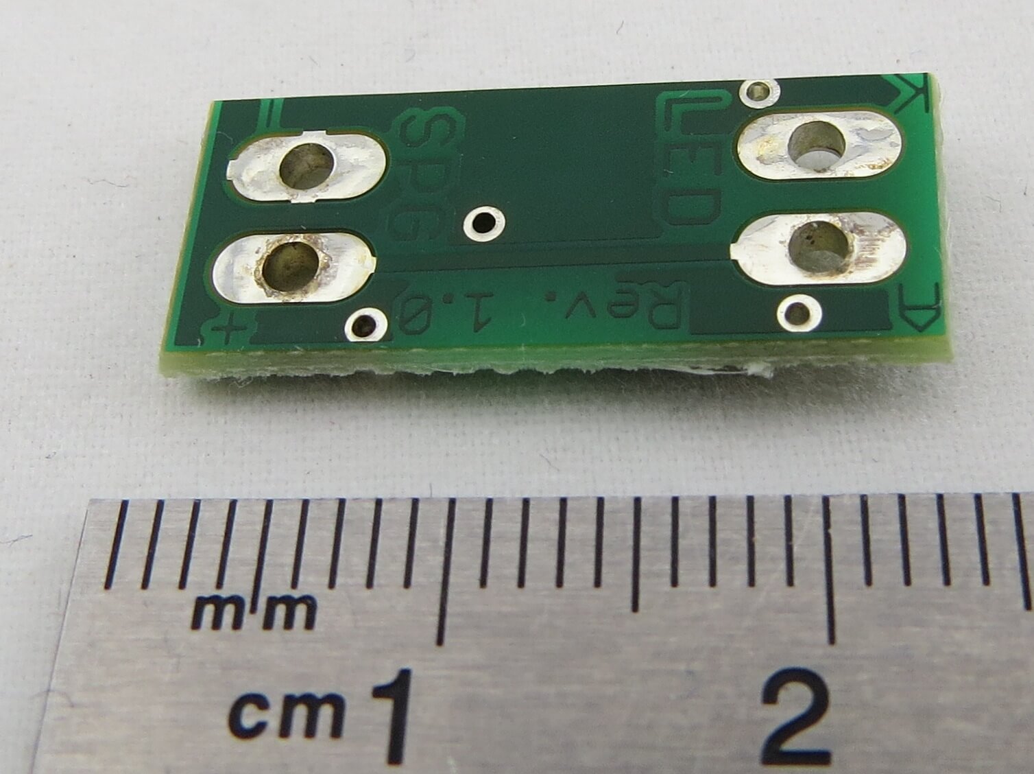 Konstantstromquelle für 6-24V, 20mA. Für Betrieb an 5-24V Gl