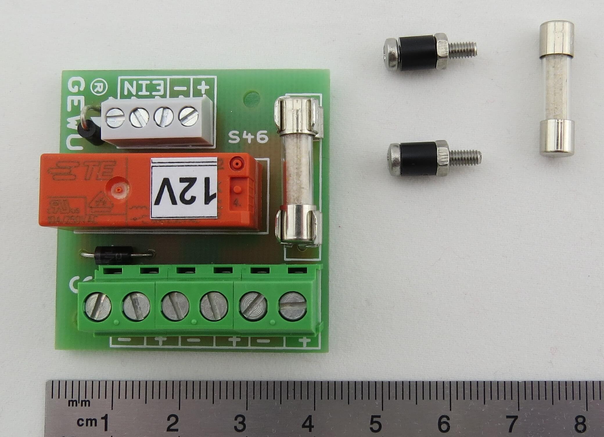 Ein-/Ausschalt-Platine für Modelltrucks. 12V-Version. Mit Ve