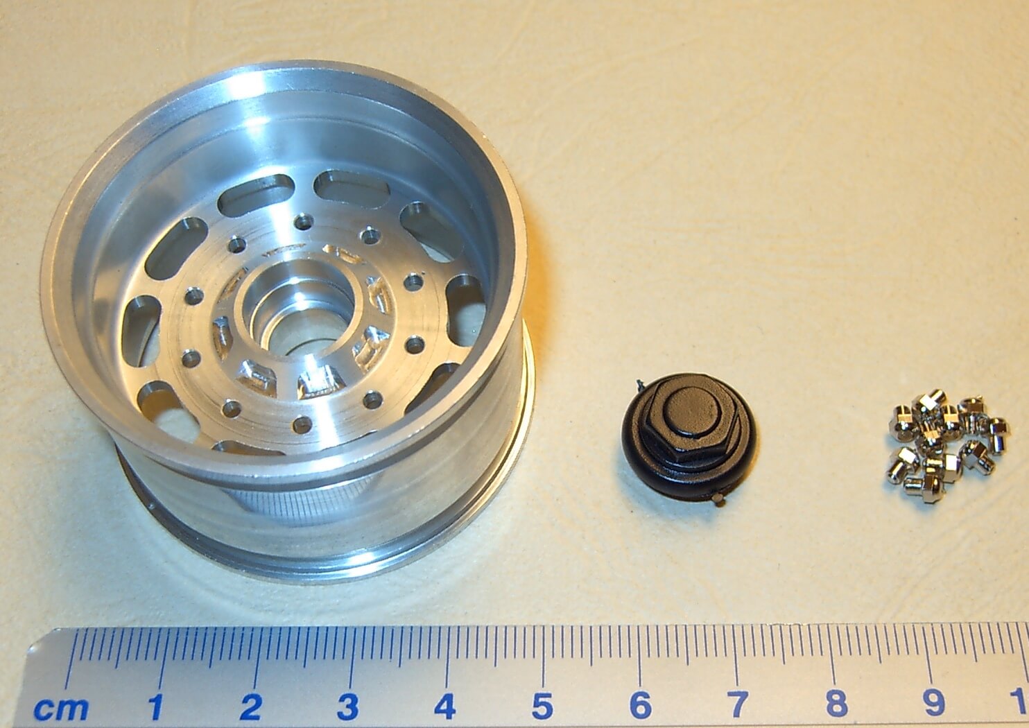 Alu-Aufliegerfelge, für Breitreifen,   mit Langloch, Alu-Aufliegerfelge, für Breitreifen, mit Langloch