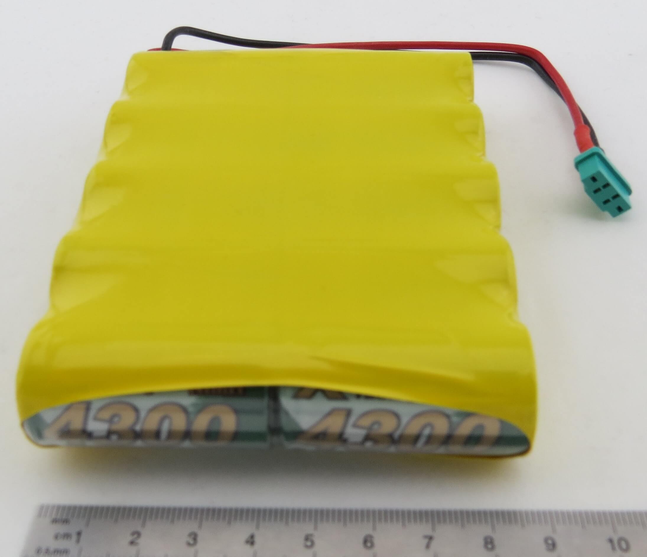 1x Akku-Pack mit 10x SUB-C-Zellen, NiMH, 12V 4300mAh, MPX-Bu