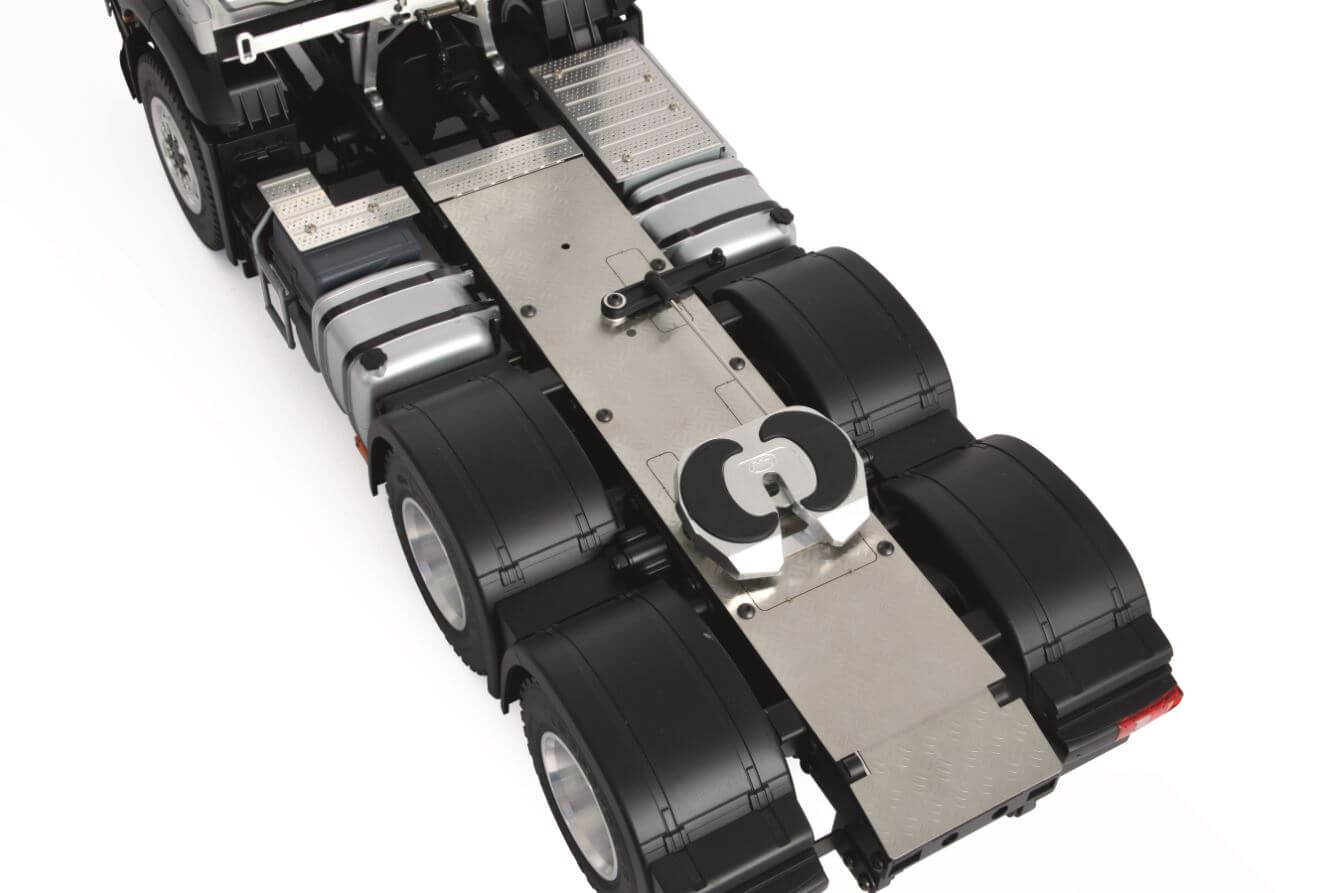 Rahmenabdeckung für MB Arocs von Tamiya. Speziell auf das