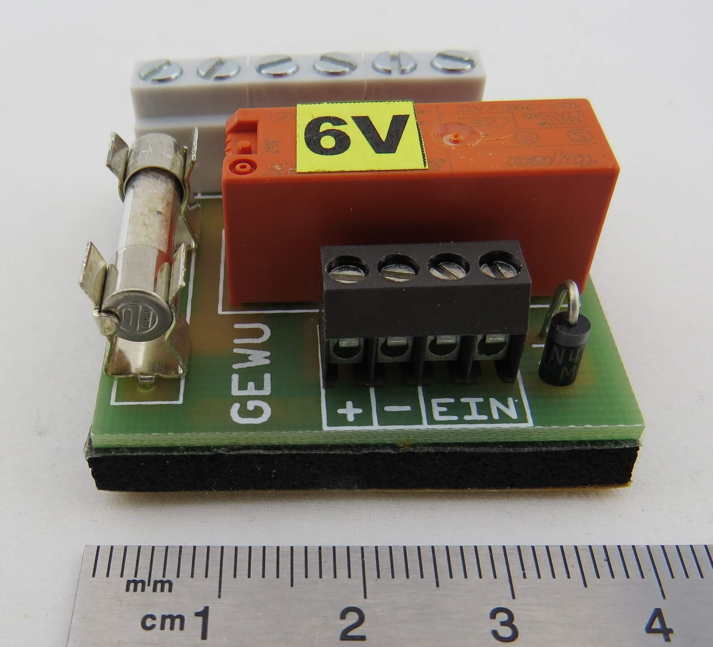 Ein-/Ausschalt-Platine für Modelltrucks. 7,2V-Version. Mit V