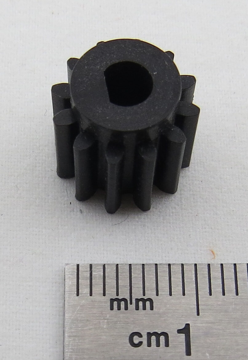 1x Motorritzel, 12 Zähne, Kunststoff.    Zahnrad-Breite 11mm