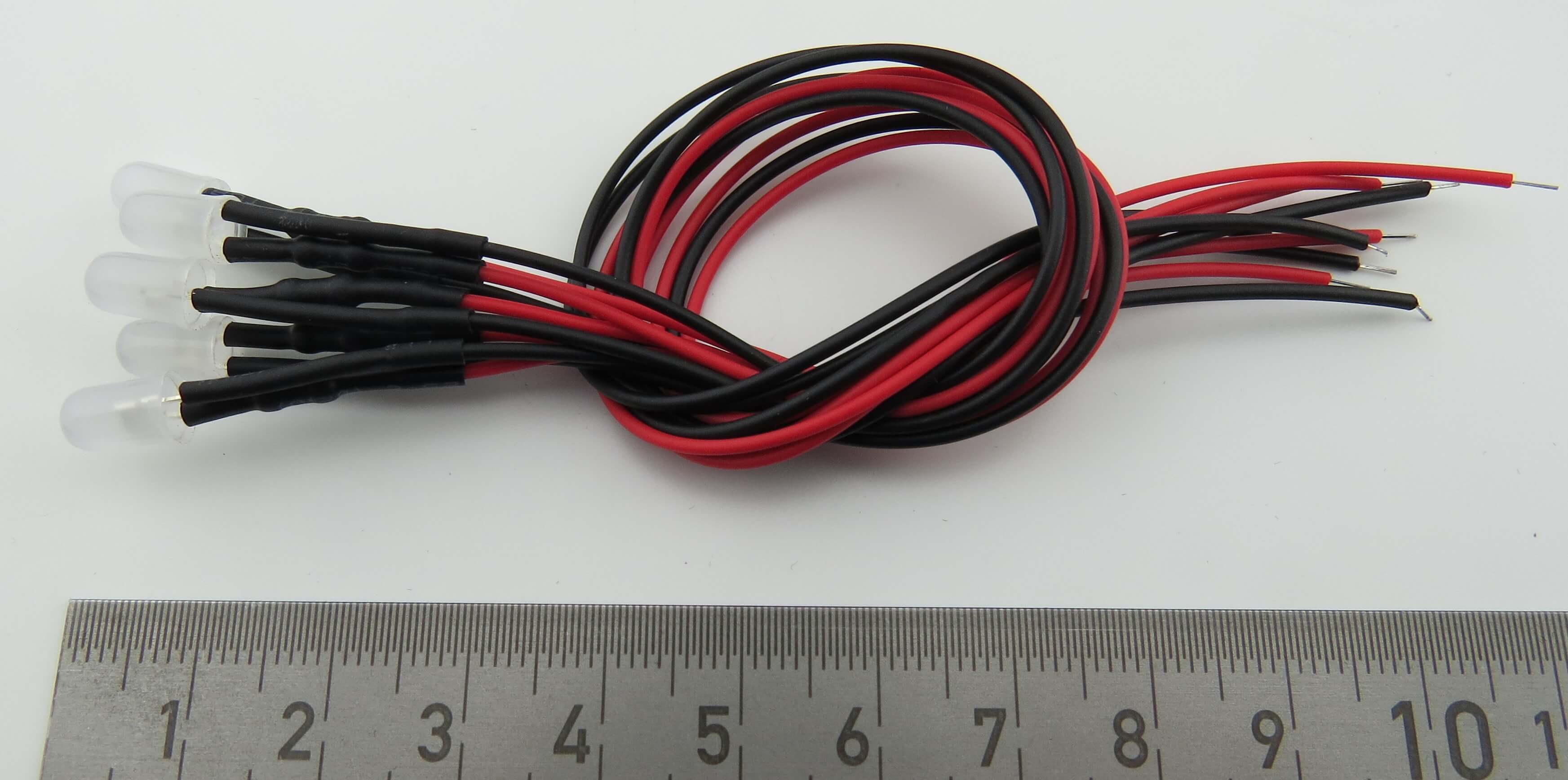 LEDs kaltweiss 5mm, diffuses Gehäuse, mit ca. 20cm, 5 Stüc