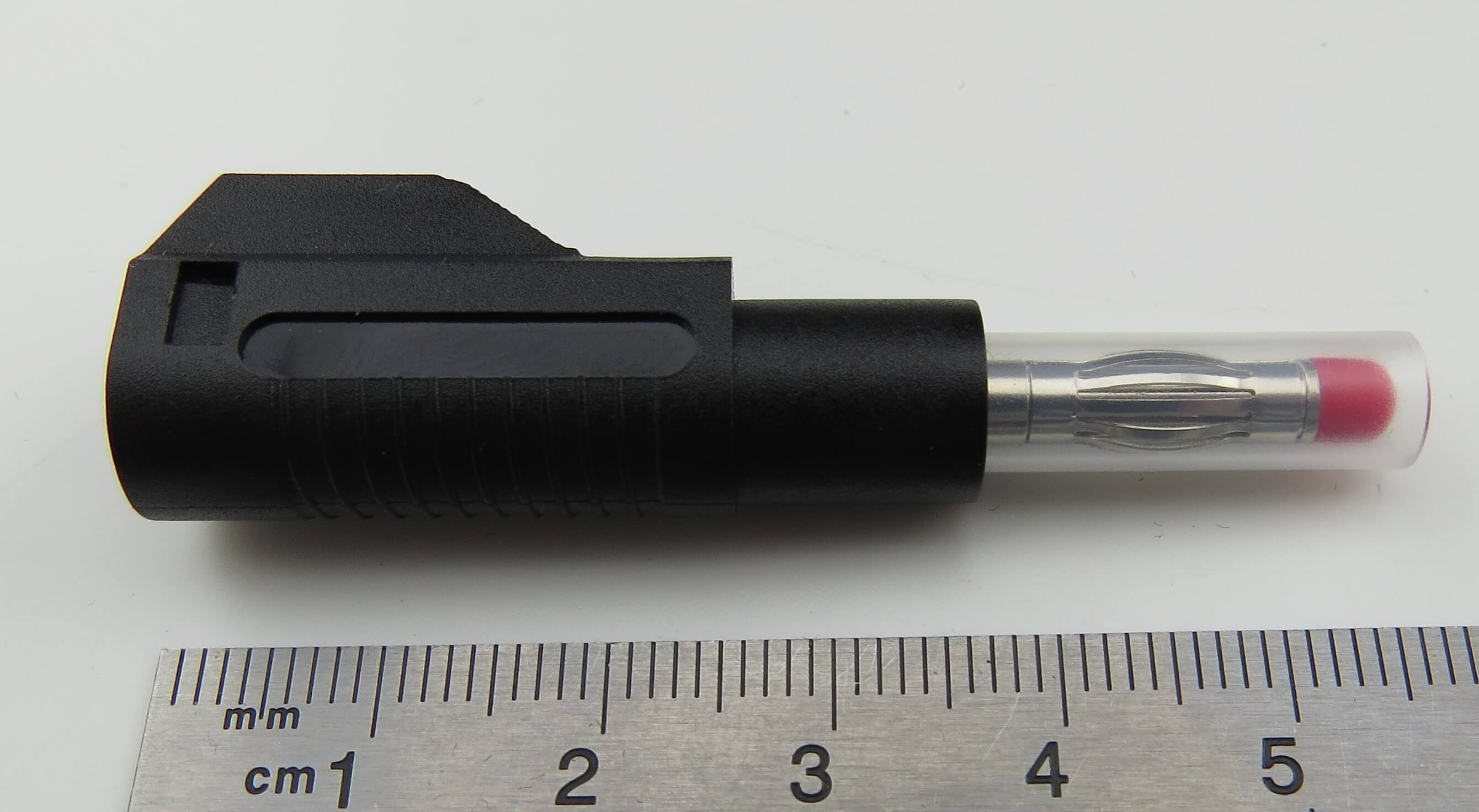 Wtyczka 4mm (wtyczka bananowa), czarna, izolowana, połączenie lutowane