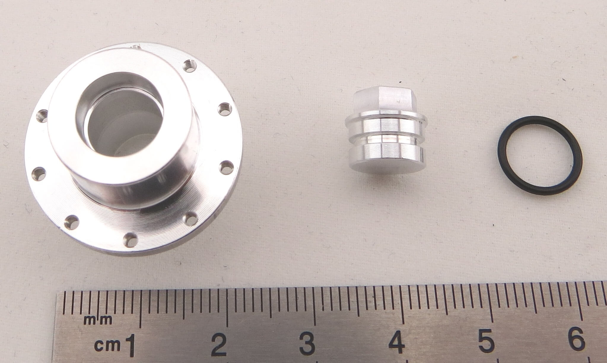 Anhängernabe mit Deckel, Alu, Lochkreis 22mm, 10x M1,6mm