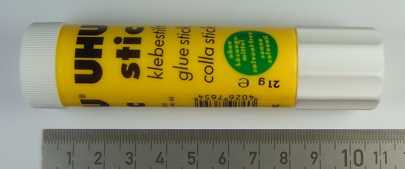 1 klej w sztyfcie UHU stic 21gr. Bez rozpuszczalnika