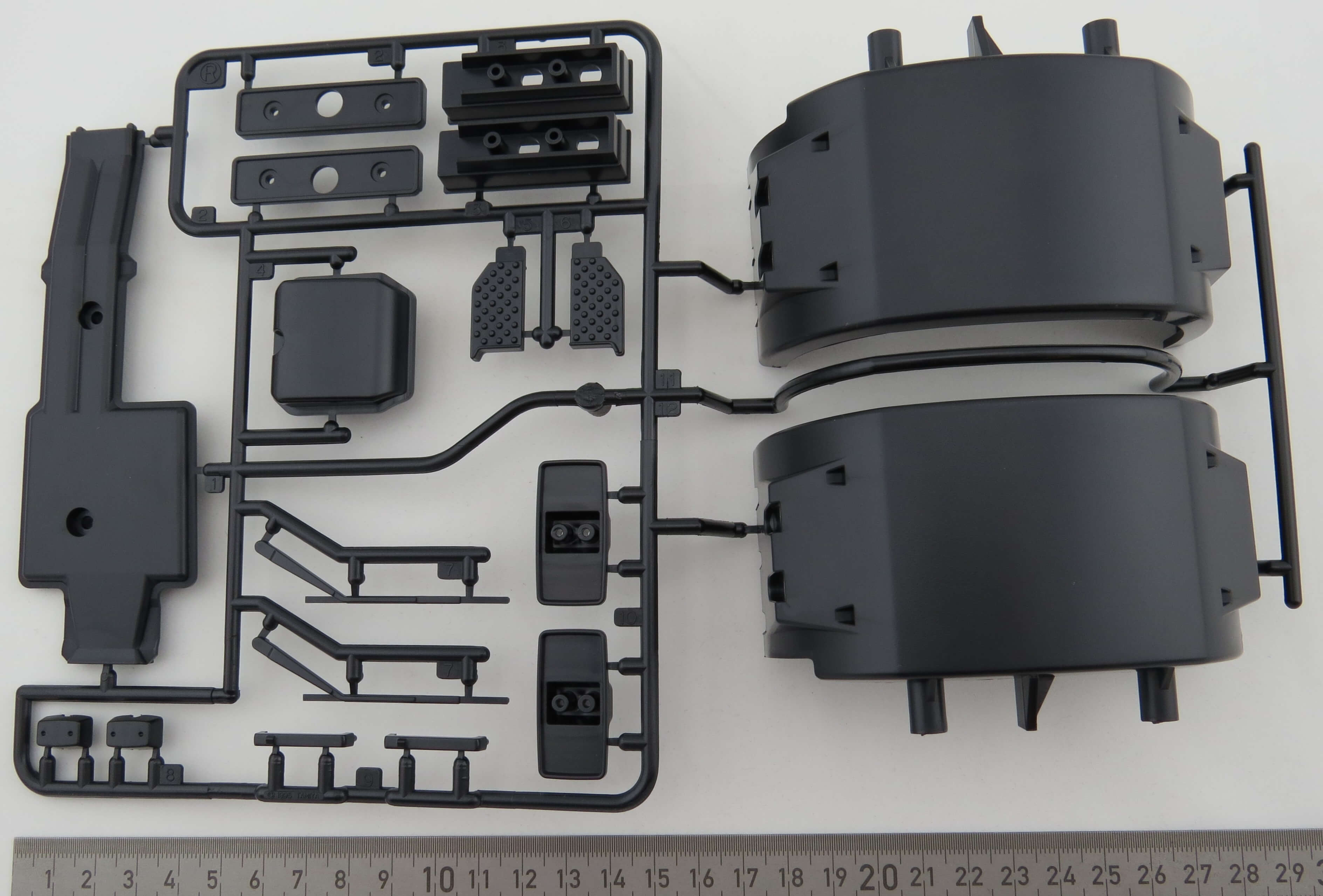 1 Spritzguss-Teilesatz R-Teile, schwarz. Für MB1838 TAMIYA  