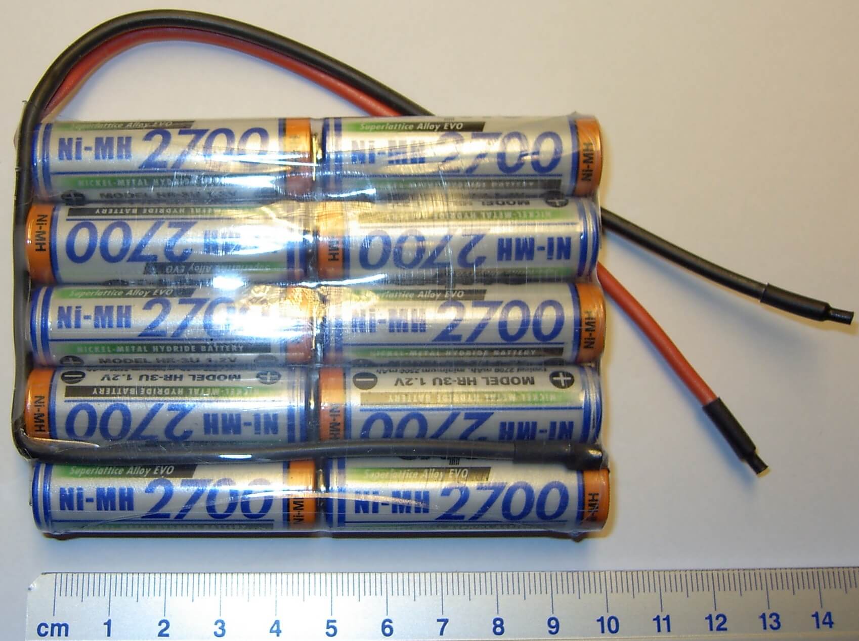 Akku-Pack mit 10x Sanyo HR-3U-Zellen,12V 10 Zellen, 2700mAh Akku-Pack mit 10x Sanyo HR-3U-Zellen,12V 10 Zellen, 2700mAh