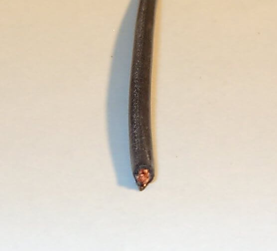 m Silikon-Litze, 1,0 qmm, schwarz,extrem geschmeidig. 516 x m Silikon-Litze, 1,0 qmm, schwarz,extrem geschmeidig. 516 x