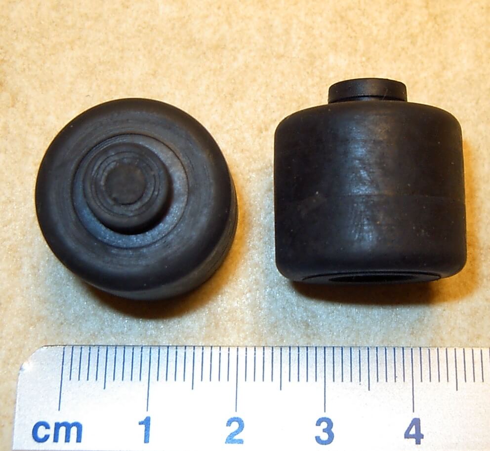 Luftbalg, hart,(als Luftfederungs- Attrappe). Aus Gummi, Luftbalg, hart,(als Luftfederungs- Attrappe). Aus Gummi,
