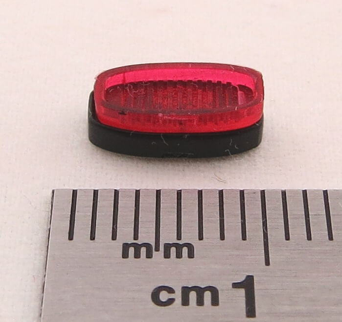 Kontur-Leuchte, rot, Hella, M 1/14. 8,5 x 4mm. Lichtscheib Kontur-Leuchte, rot, Hella, M 1/14. 8,5 x 4mm. Lichtscheib