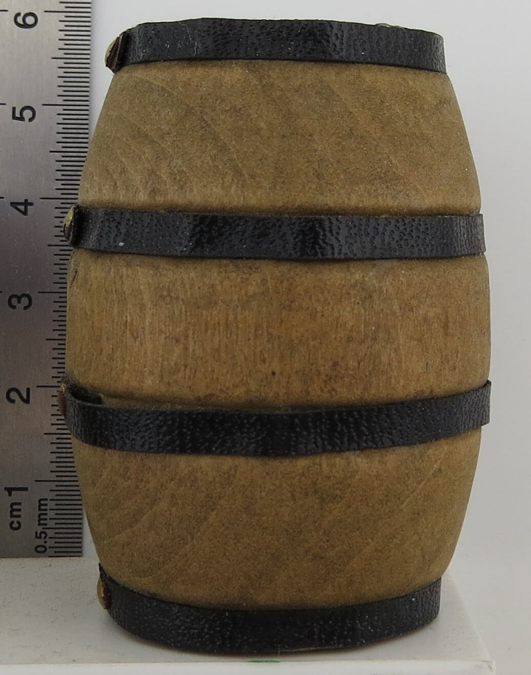 Holz-Fass 5,0cm hoch, braun, m.Metall- Ringen 1 Holz-Fass 5,0cm hoch, braun, m.Metall- Ringen