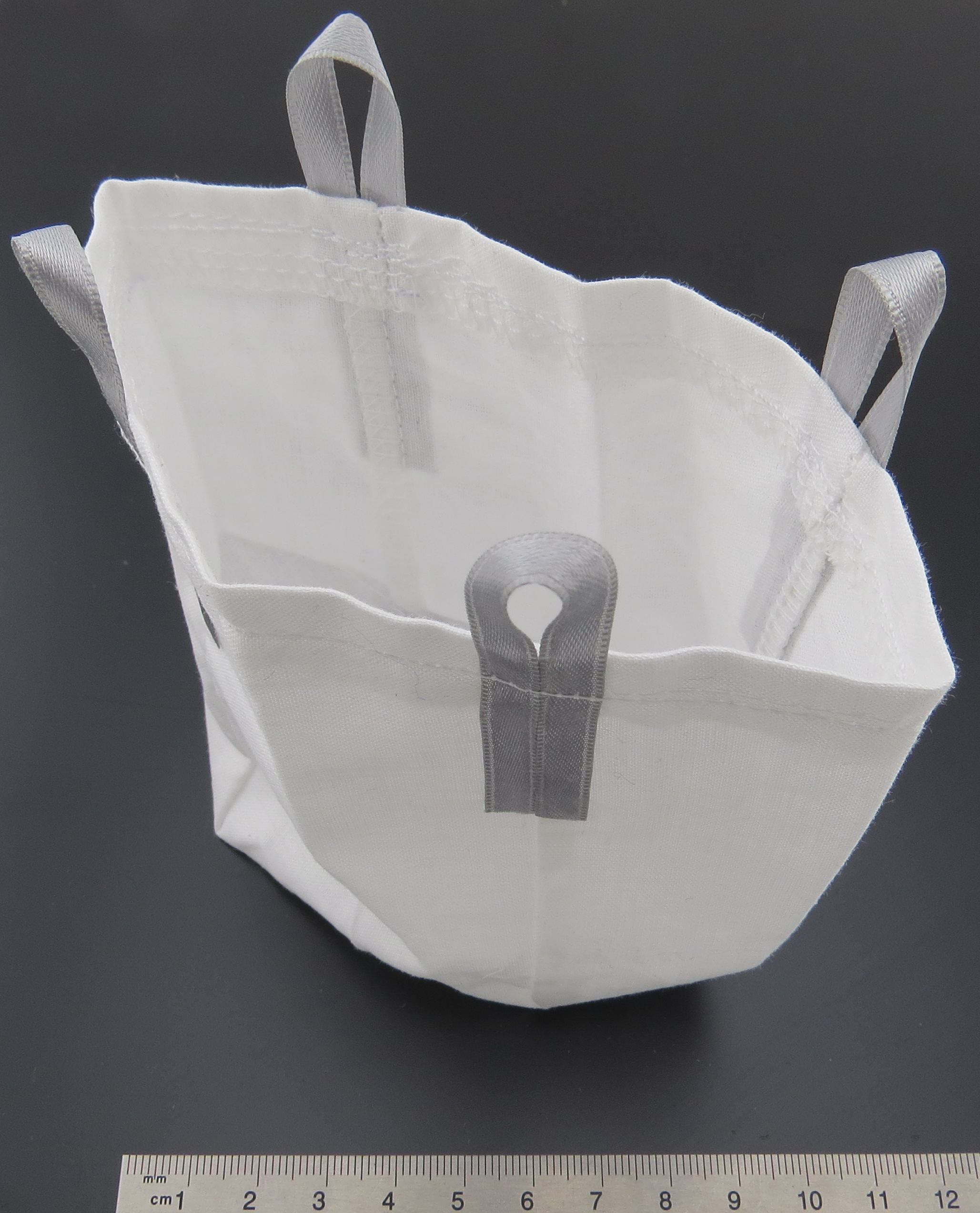 BigBag, aus Stoff, handgenäht. Ca. 100mm hoch