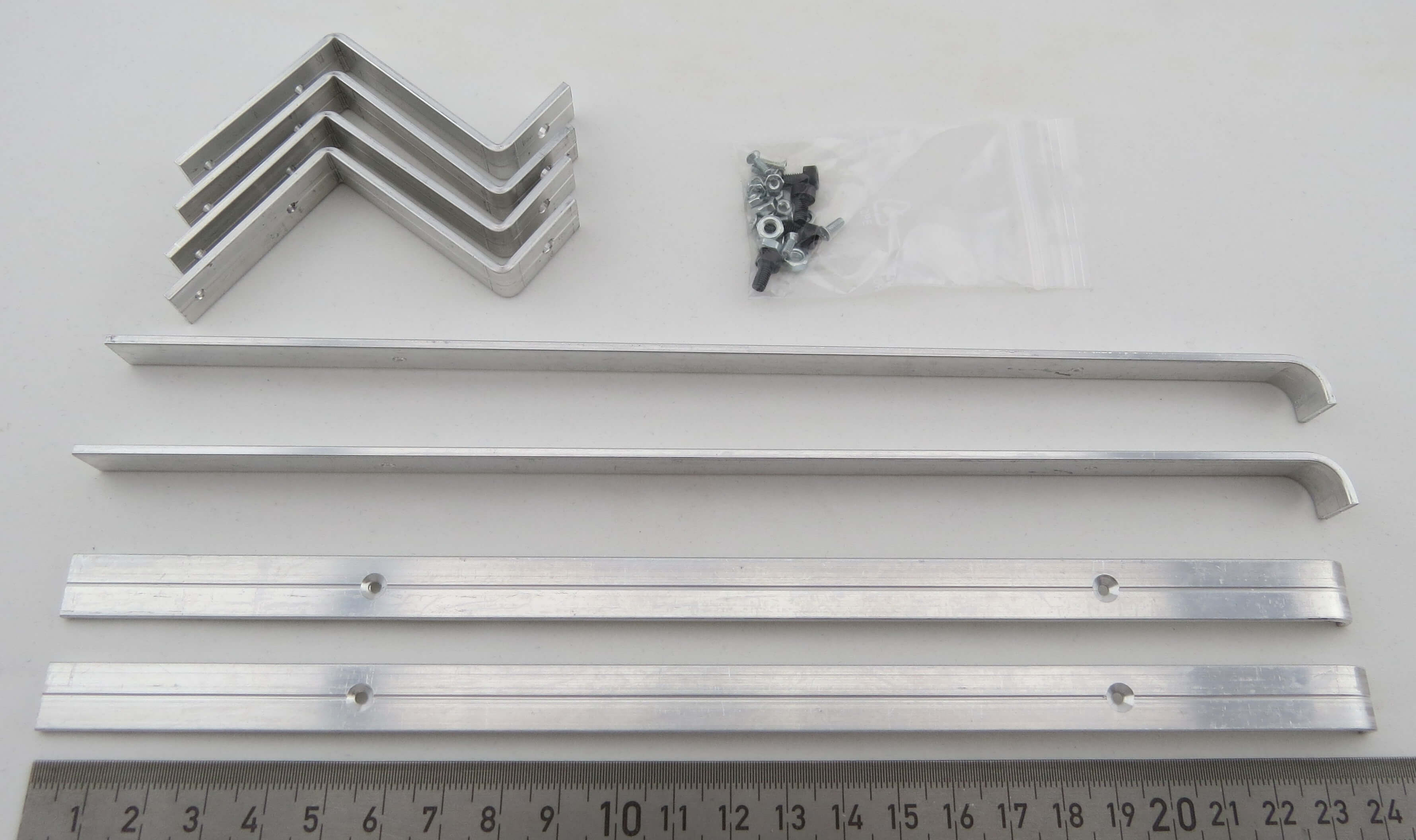 Unterfahrschutz, seitlich, 240mm lang für Tamiya-Maßstab