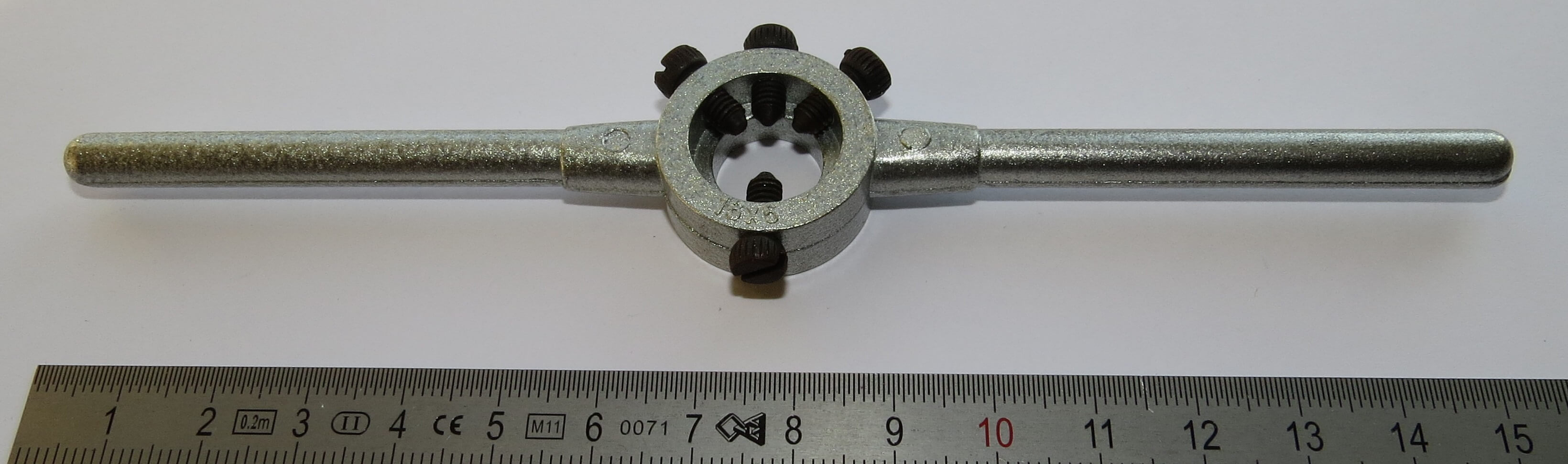 Halter für Schneideisen M1,6 - M2,5   DIN 225, 1 Stück Halter für Schneideisen M1,6 - M2,5 DIN 225, 1 Stück