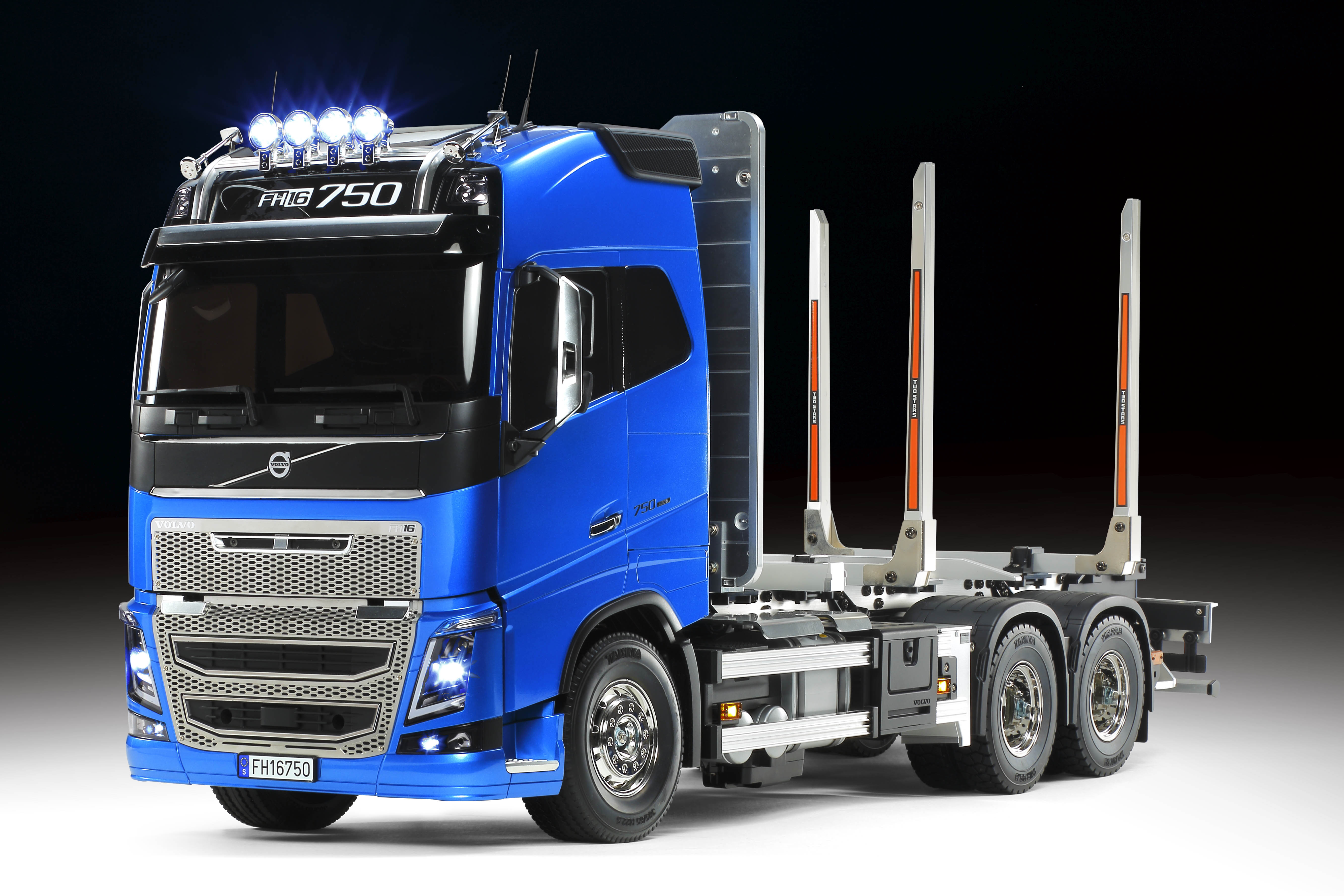 Volvo FH16 Globetrotter Holztransporter RTR Tamiya blau