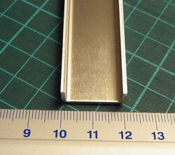 Aluminium-U-Profil, 1m lang, 21x7x1,5mm  Materialstärke 1,5 Aluminium-U-Profil, 1m lang, 21x7x1,5mm  Materialstärke 1,5