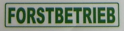 Textschild "FORSTBETRIEB",grün,1:10 selbstklebende Folie Textschild "FORSTBETRIEB",grün,1:10 selbstklebende Folie