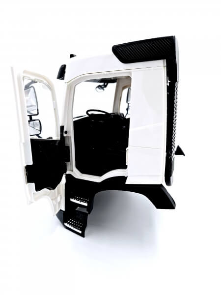 Volvo FMX Fahrerhaus-Kabine, voll lizensiert. Unlackiert Volvo FMX Fahrerhaus-Kabine, voll lizensiert. Unlackiert