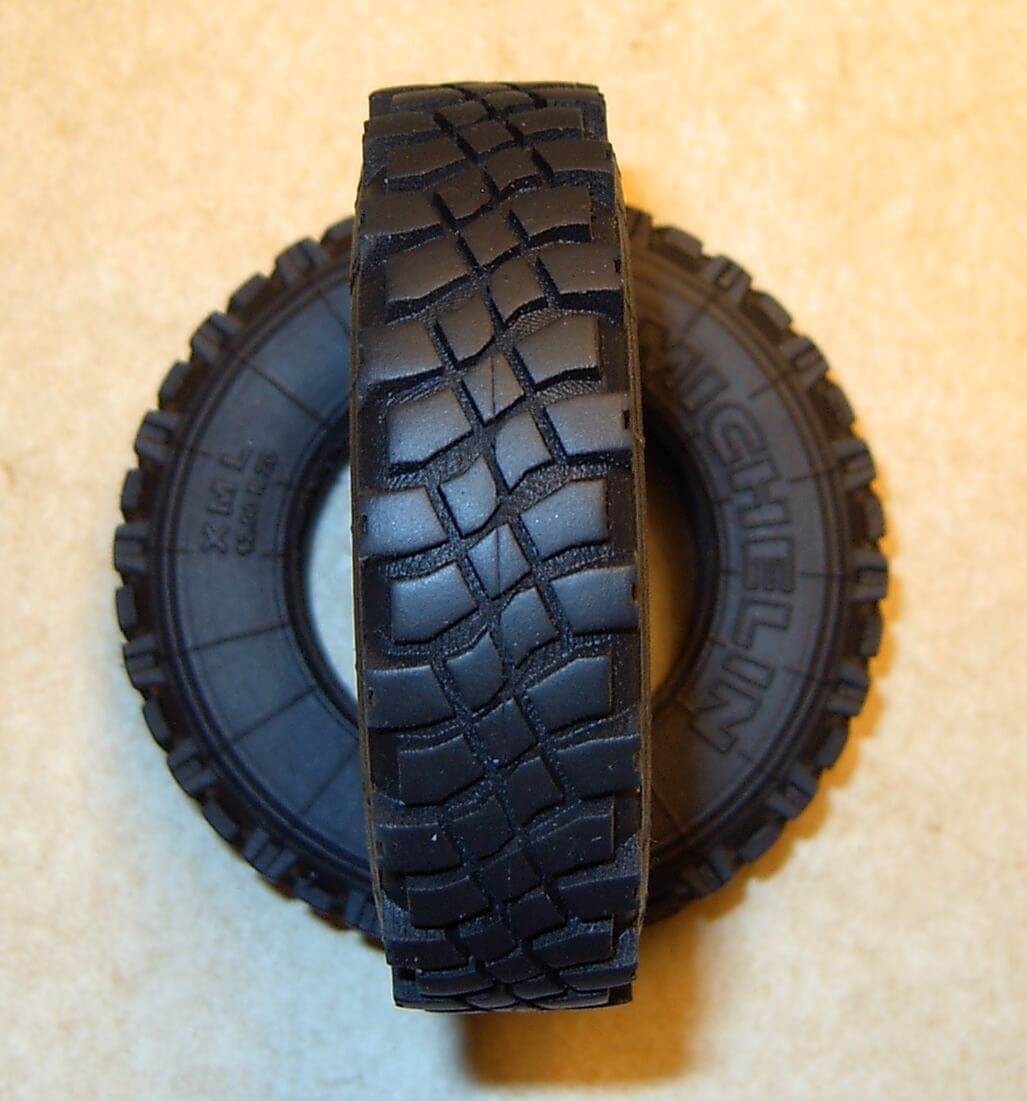 Reifen Michelin XML 12R20 voll 1:WDC   Da=73mm Di=40mm, Reifen Michelin XML 12R20 voll 1:WDC Da=73mm Di=40mm