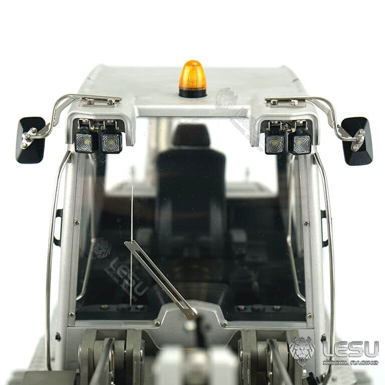 1:14 Laderaupe L636R Bausatz ohne Aufreißer unlackiert 1:14 Laderaupe L636R Bausatz ohne Aufreißer unlackiert