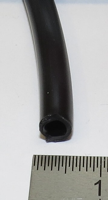 Hydraulik-Schlauch AD 5 mm / id 3 mm. 1m. Max. Druck 20bar Hydraulik-Schlauch AD 5 mm / id 3 mm. 1m. Max. Druck 20bar