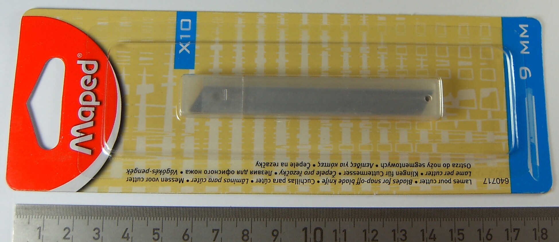 10 Ersatzklingen 9mm für Cutter-Messer.  Geeignet für 10 Ersatzklingen 9mm für Cutter-Messer.  Geeignet für