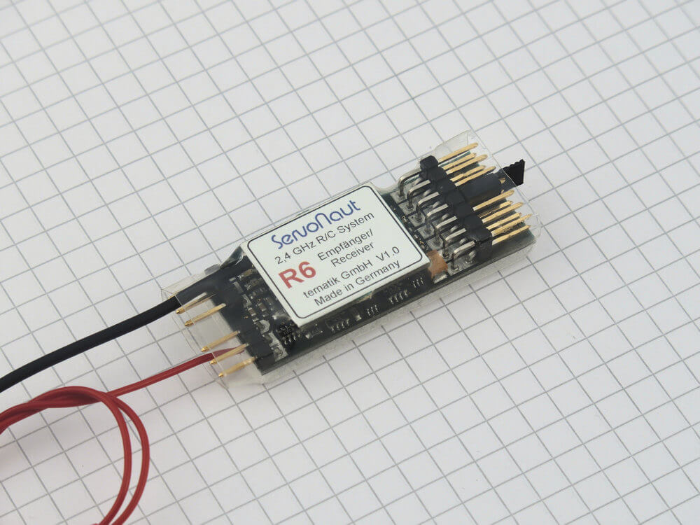 2,4GHz Empfänger mit 6 Servokanälen. Unterstützt die