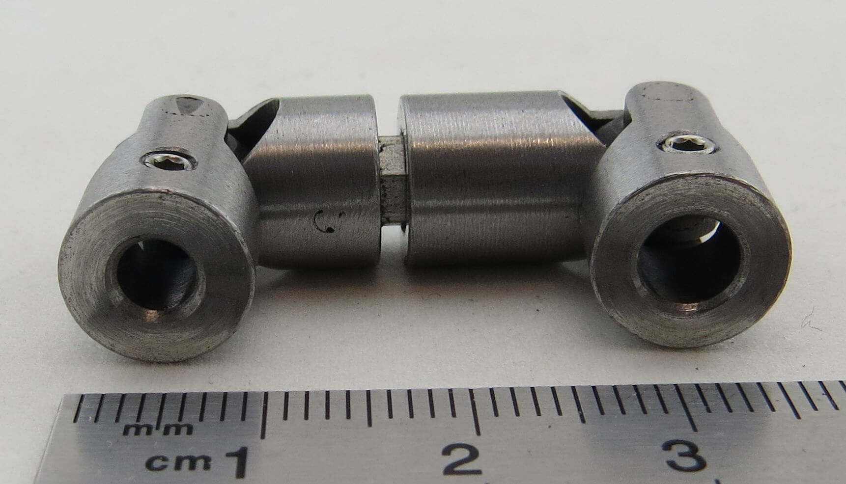 Doppel-Kardangelenk 10mm Durchmesser,    Gesamtlänge 55mm,St