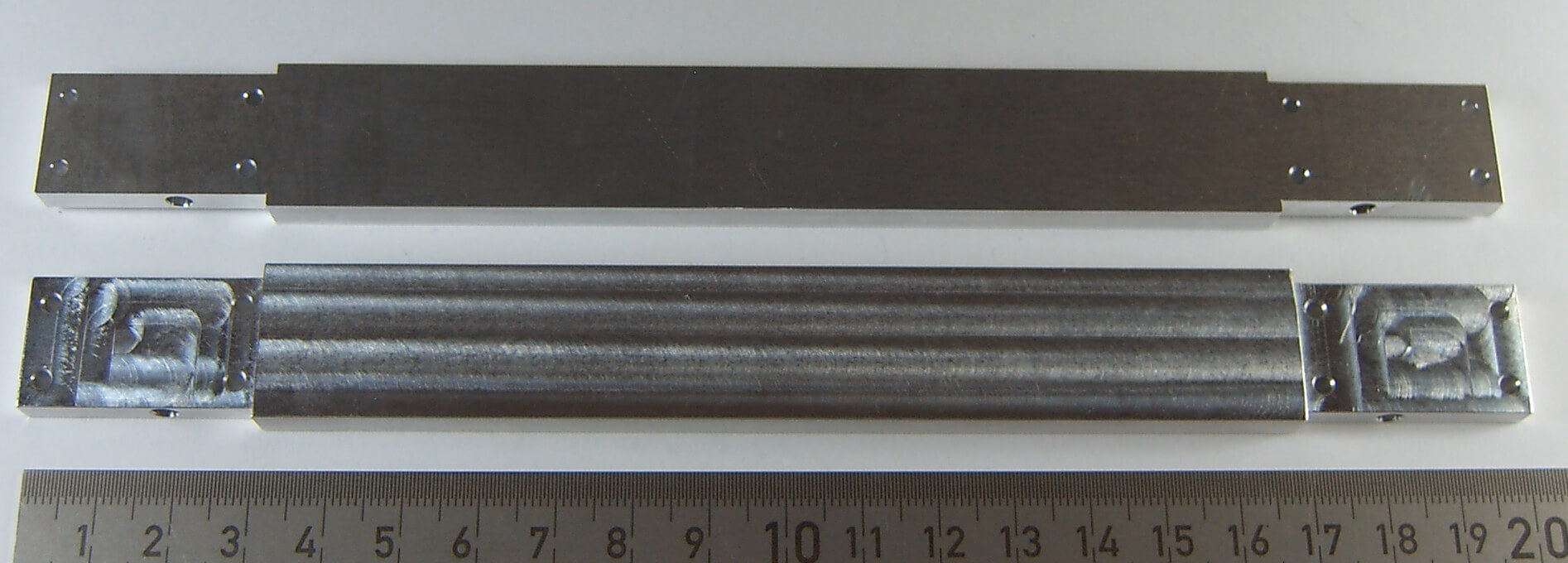 Paar Rahmenverlängerungen für Rahmen-  Profile 21x7mm 1 Paar Rahmenverlängerungen für Rahmen-  Profile 21x7mm