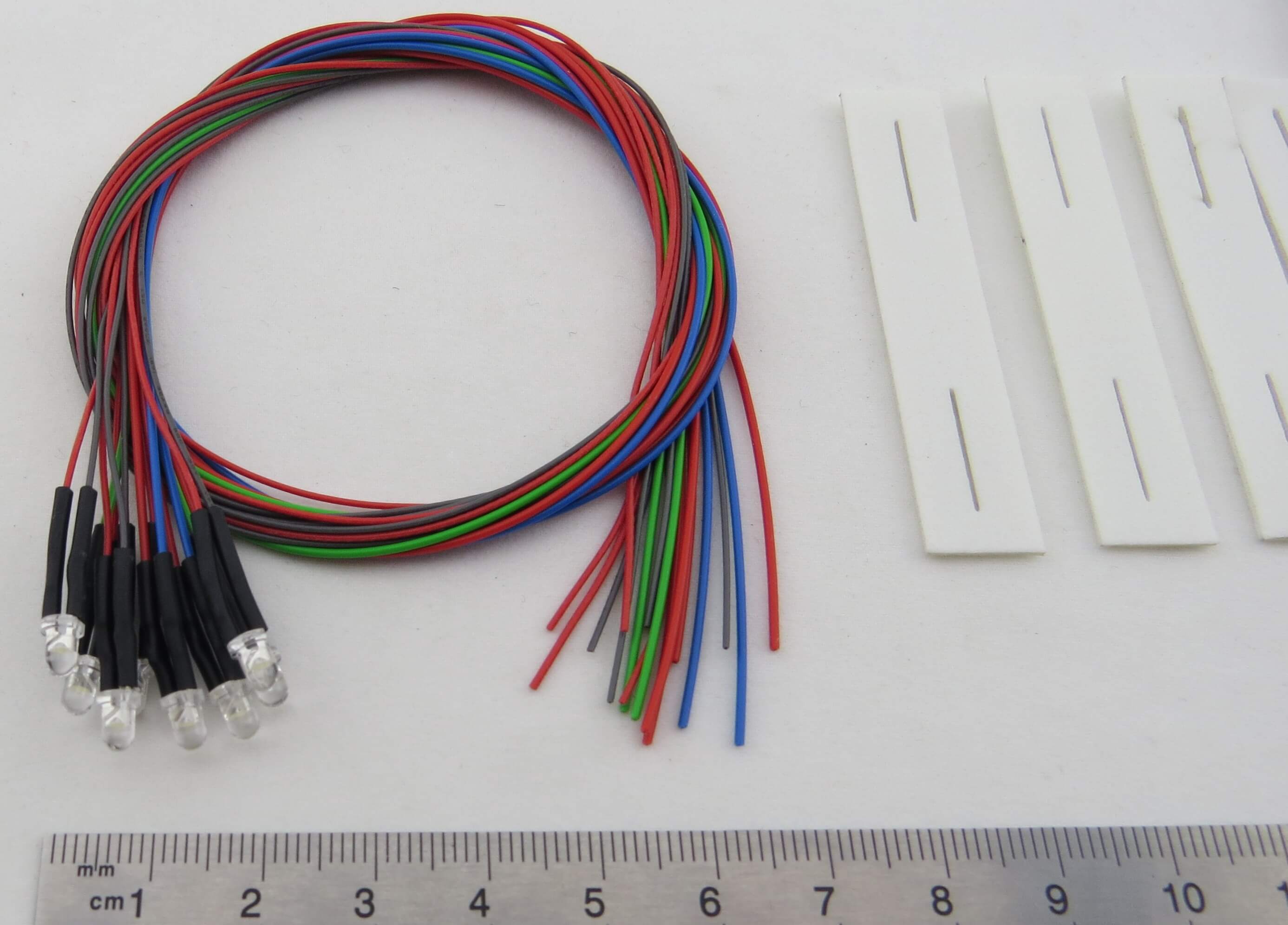 Volvo FH16 Dachlampen-Beleuchtung. Set mit 8 LEDs und Anschl