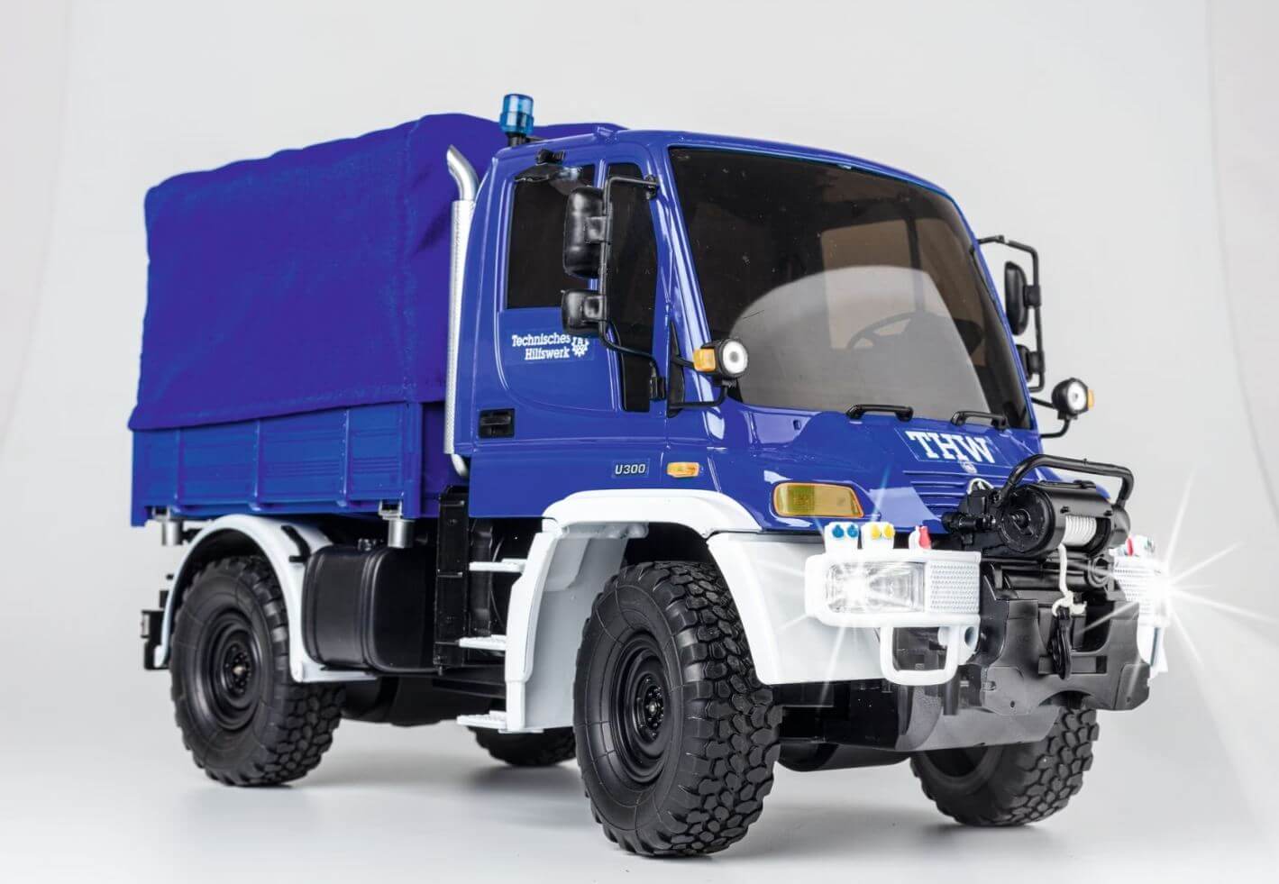 RC Mercedes Benz Unimog U300 THW, blau. Unimog mit 2,4GHz