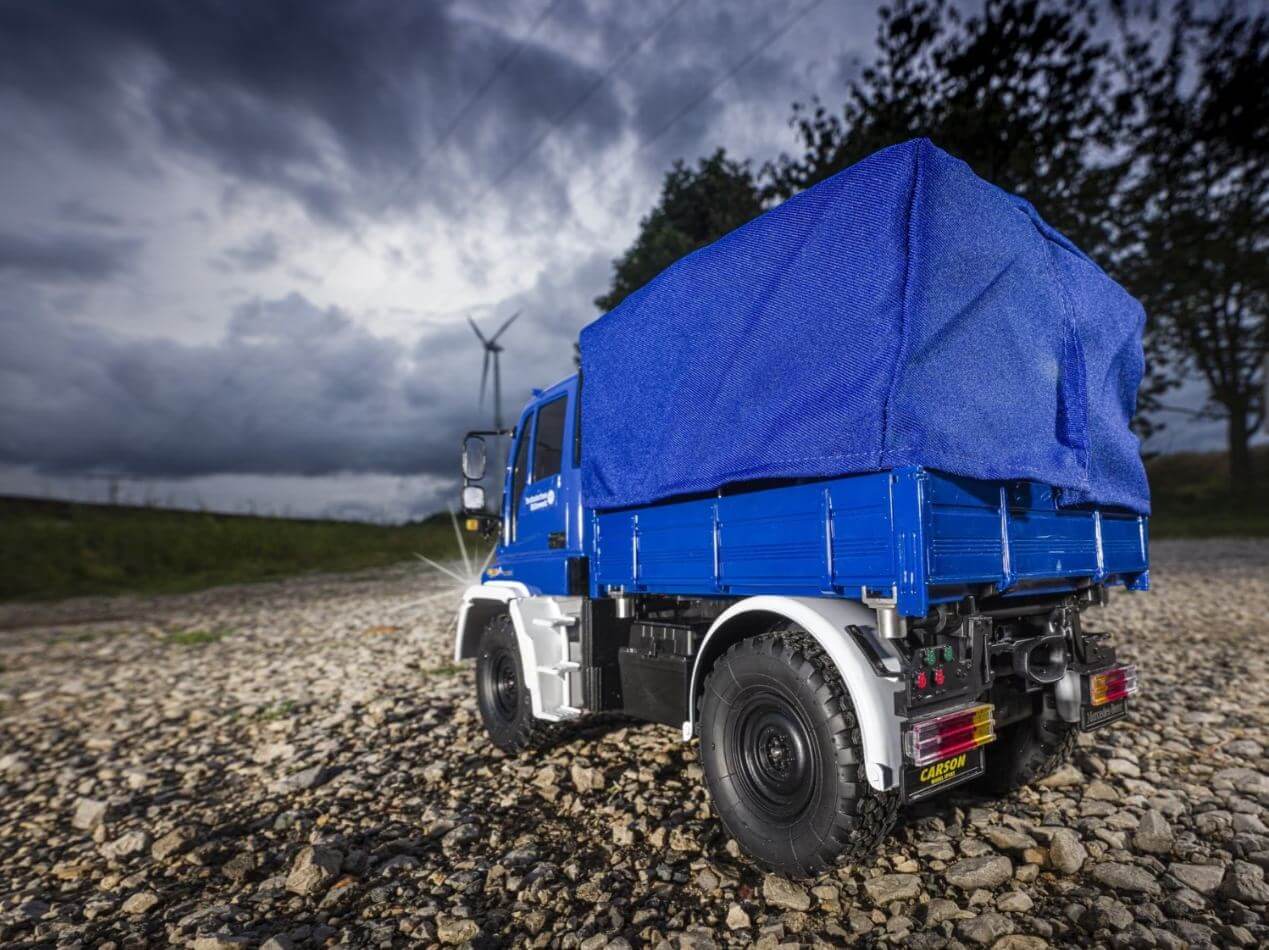 RC Mercedes Benz Unimog U300 THW, blau. Unimog mit 2,4GHz