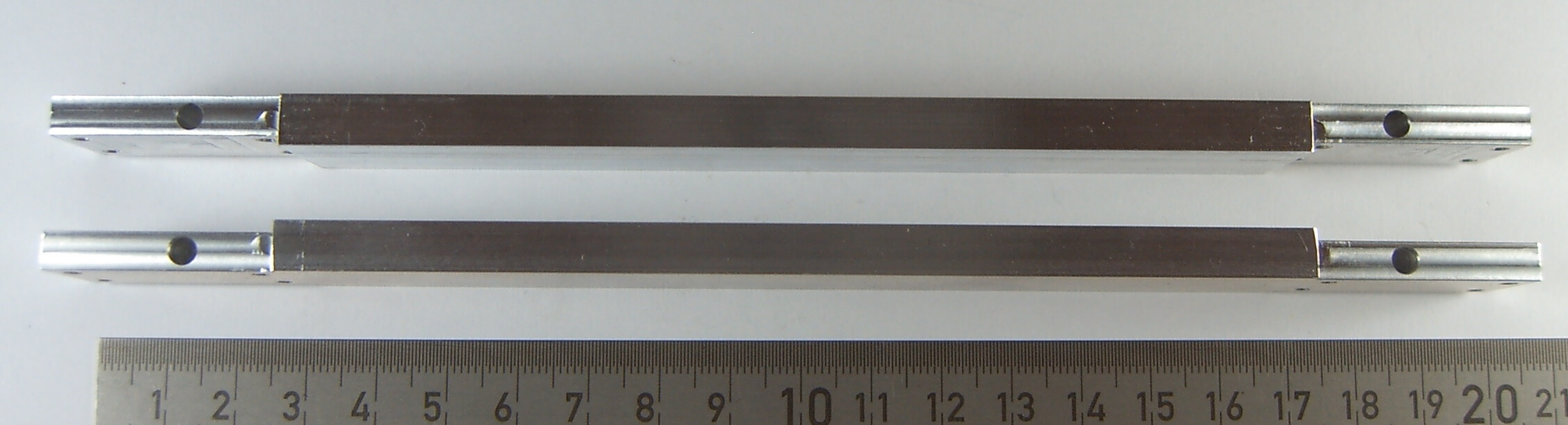 1 Paar Rahmenverlängerungen für Rahmen-  Profile 21x7mm