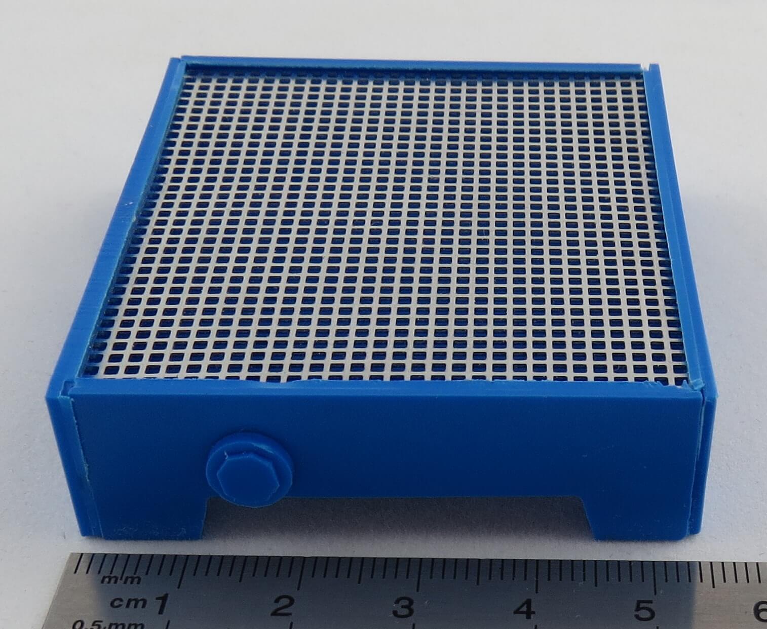 Fertige Fasswanne für 1x 200l-Fass. Mit Lochblech           