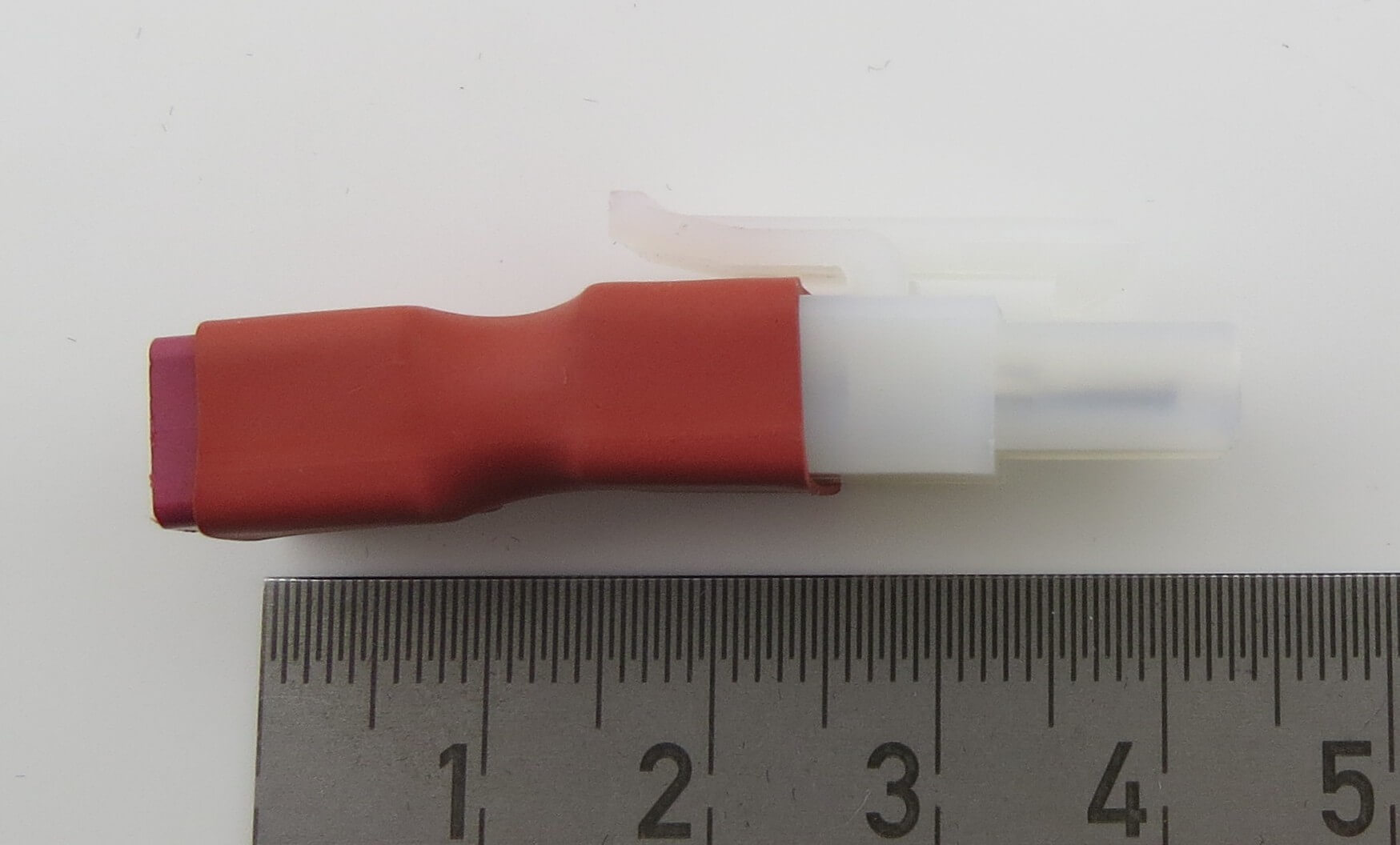 Kurzadapter T-Buchse auf Tamiya-Buchse
