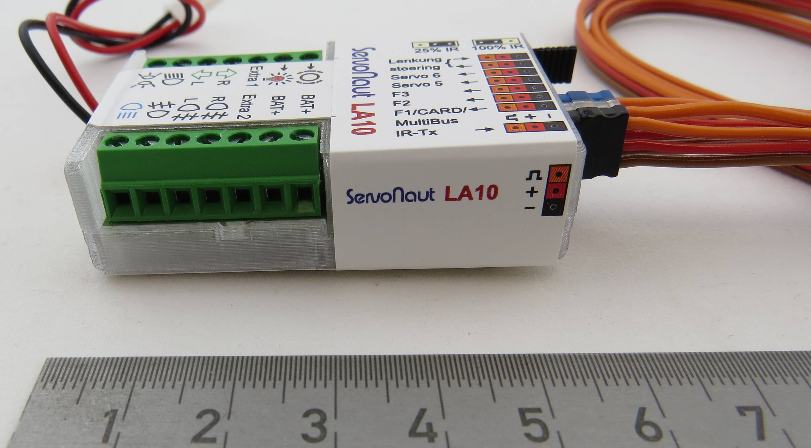 Lichtanlage LA10 von Servonaut mit 10 Schaltausgänge        