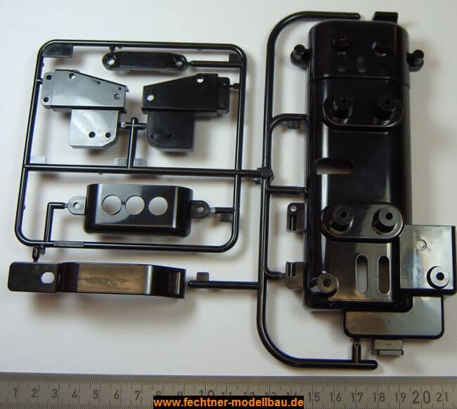 Spritzguss-Teilesatz D-Teile, schwarz. Für verschiedenen 1 Spritzguss-Teilesatz D-Teile, schwarz. Für verschiedenen