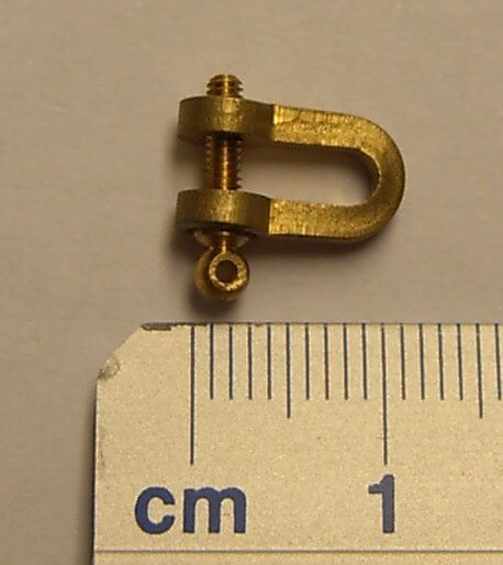 1 Schäkel ca. 12x7x5mm mit Augbolzen M2, Messing, 1 Stück   