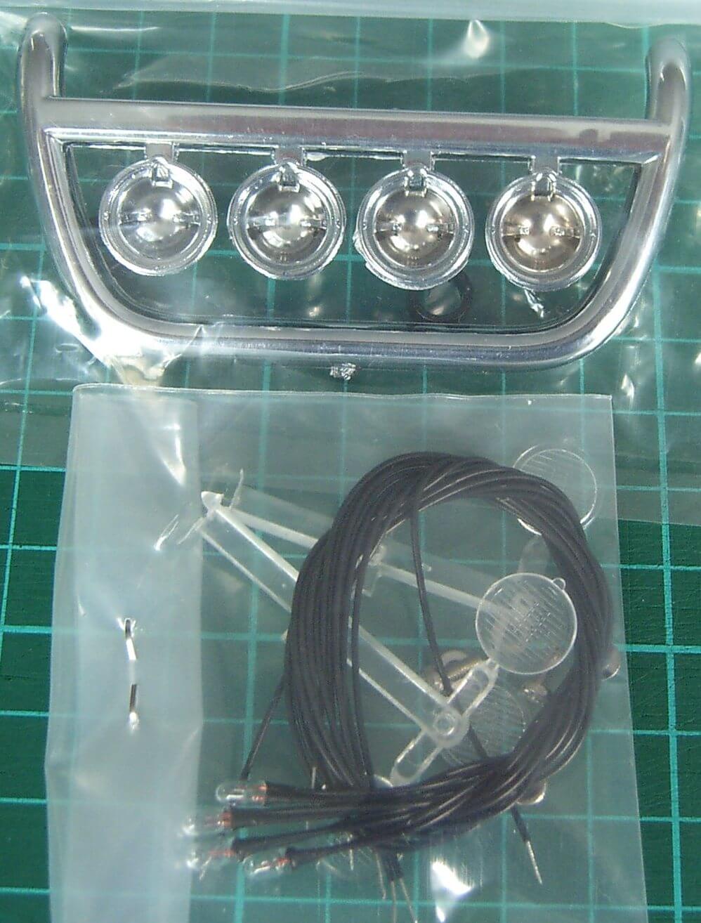 Frontlampenbügel (4 Lampen) für DAF SSC  und SC Frontlampenbügel (4 Lampen) für DAF SSC  und SC