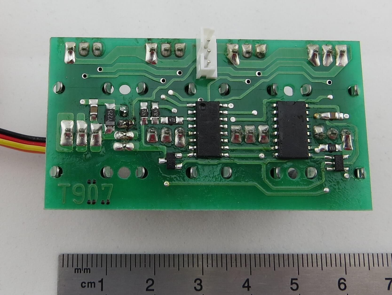 Multi Prop 8 Modul (Futaba). Sendererweiterung für 8x prop