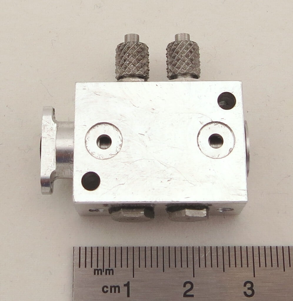 Hydraulik-Steuerventil 1-fach. V2018. Anreihbar.