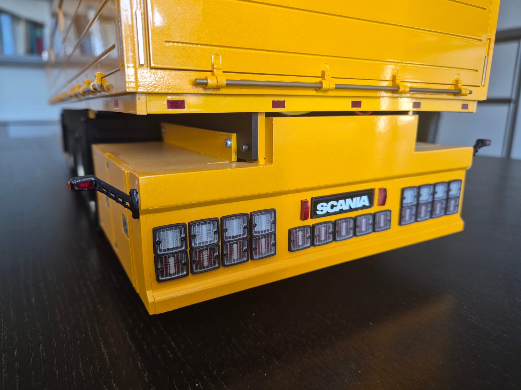 FineLine Heckstoßstange No.2 Carson Auflieger