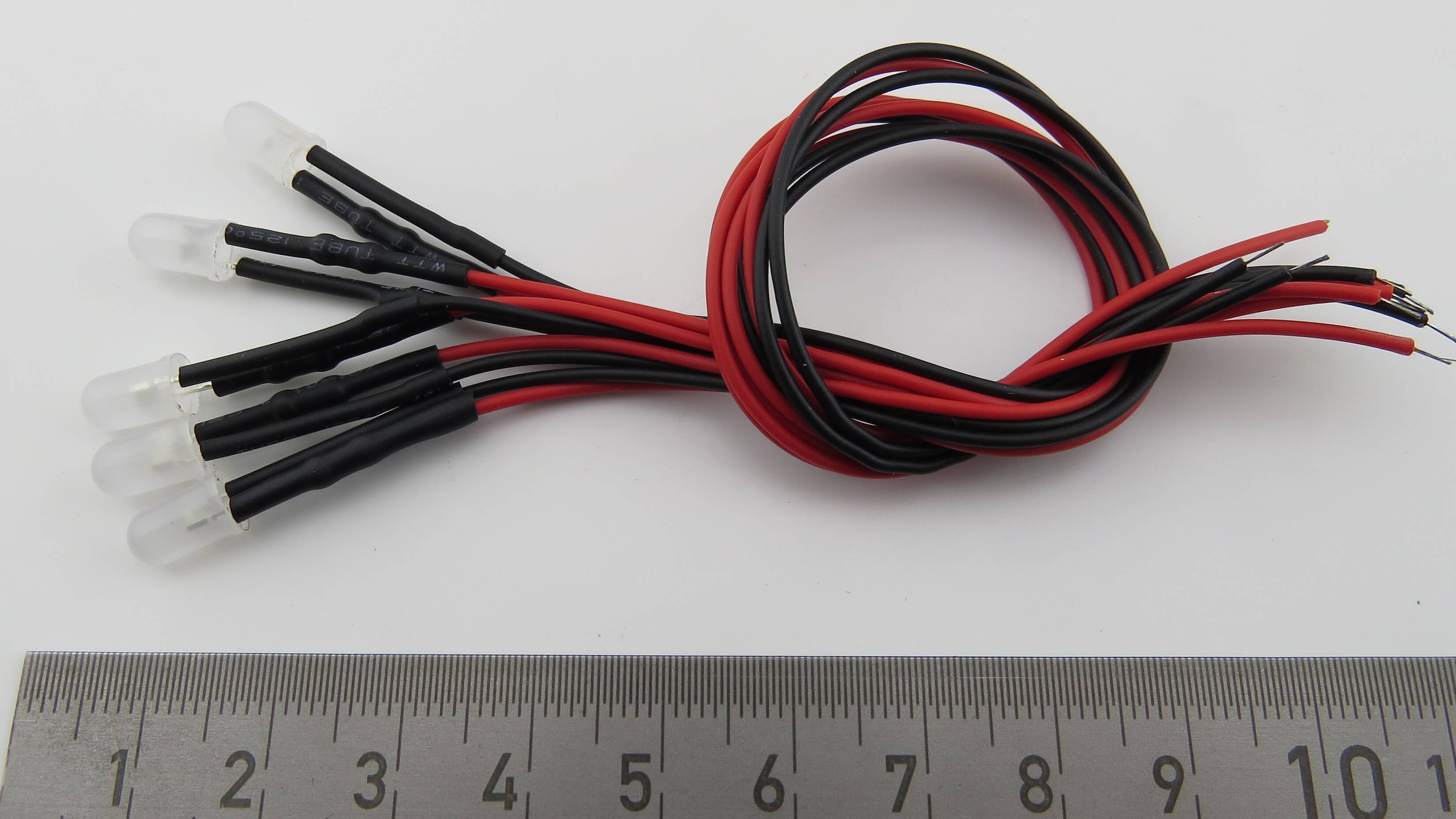 LEDs warmweiss 5mm, diffuses Gehäuse, mit ca. 20cm, 5 Stüc