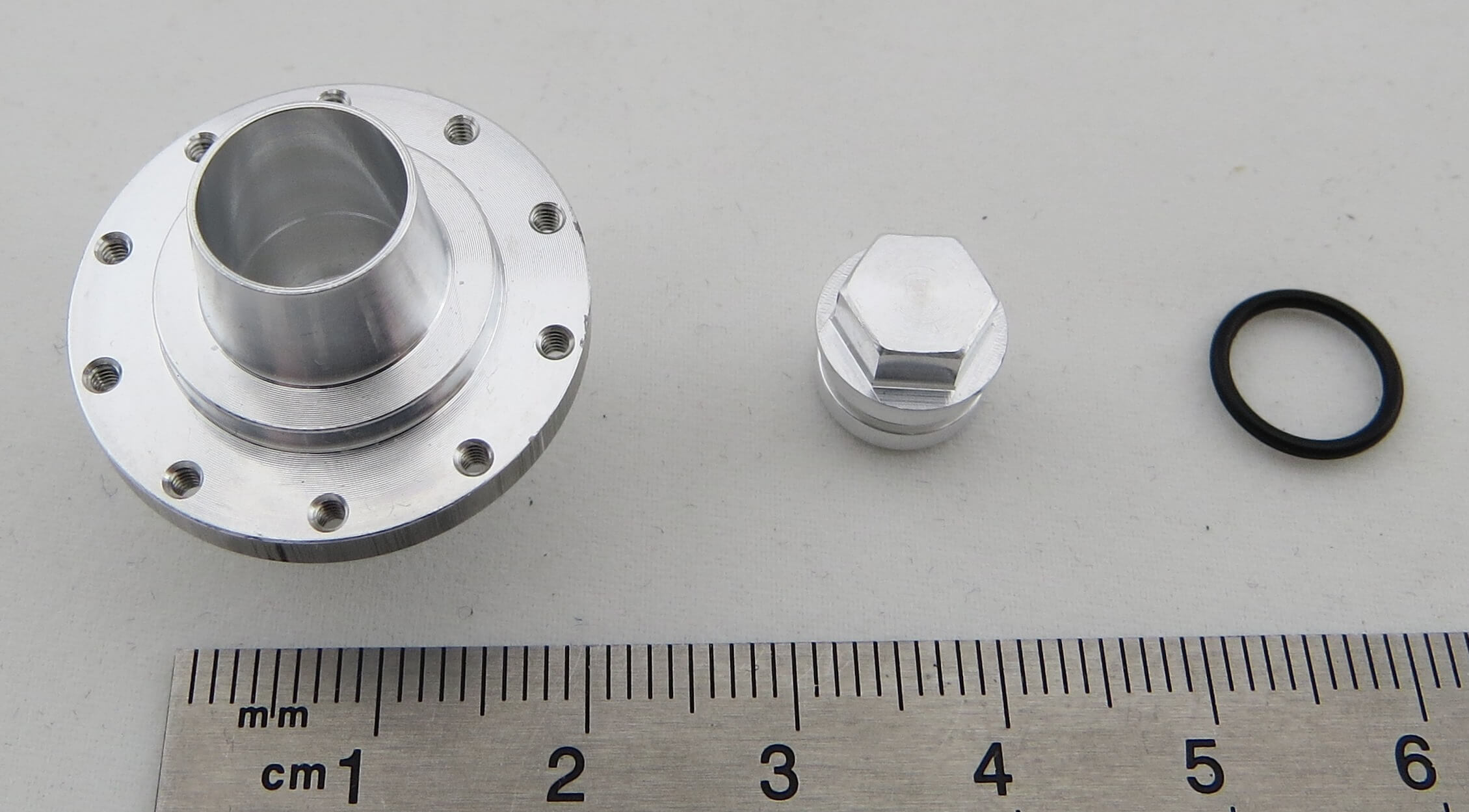 Anhängernabe mit Deckel, Alu, Lochkreis 22mm, 10x M1,6mm