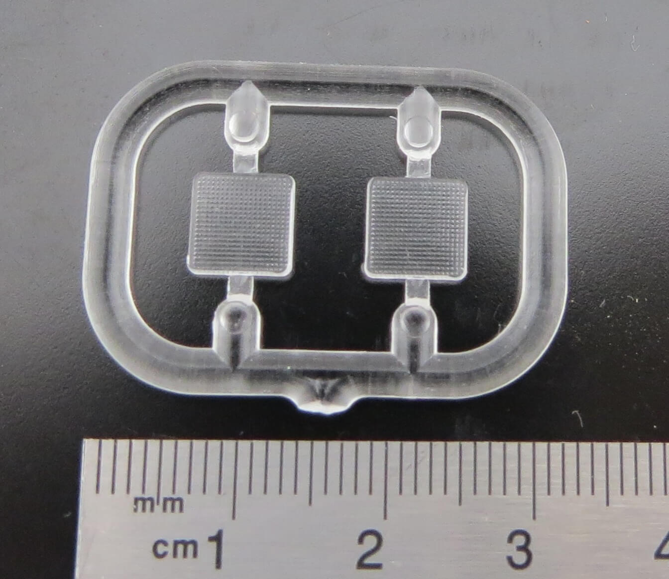 Lichtscheiben (2x) von LR634 (Scheinwerfer), klar, 7x7mm    